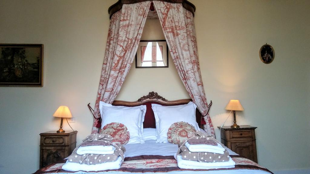 Manoir De Vilaines Varennes  Екстериор снимка