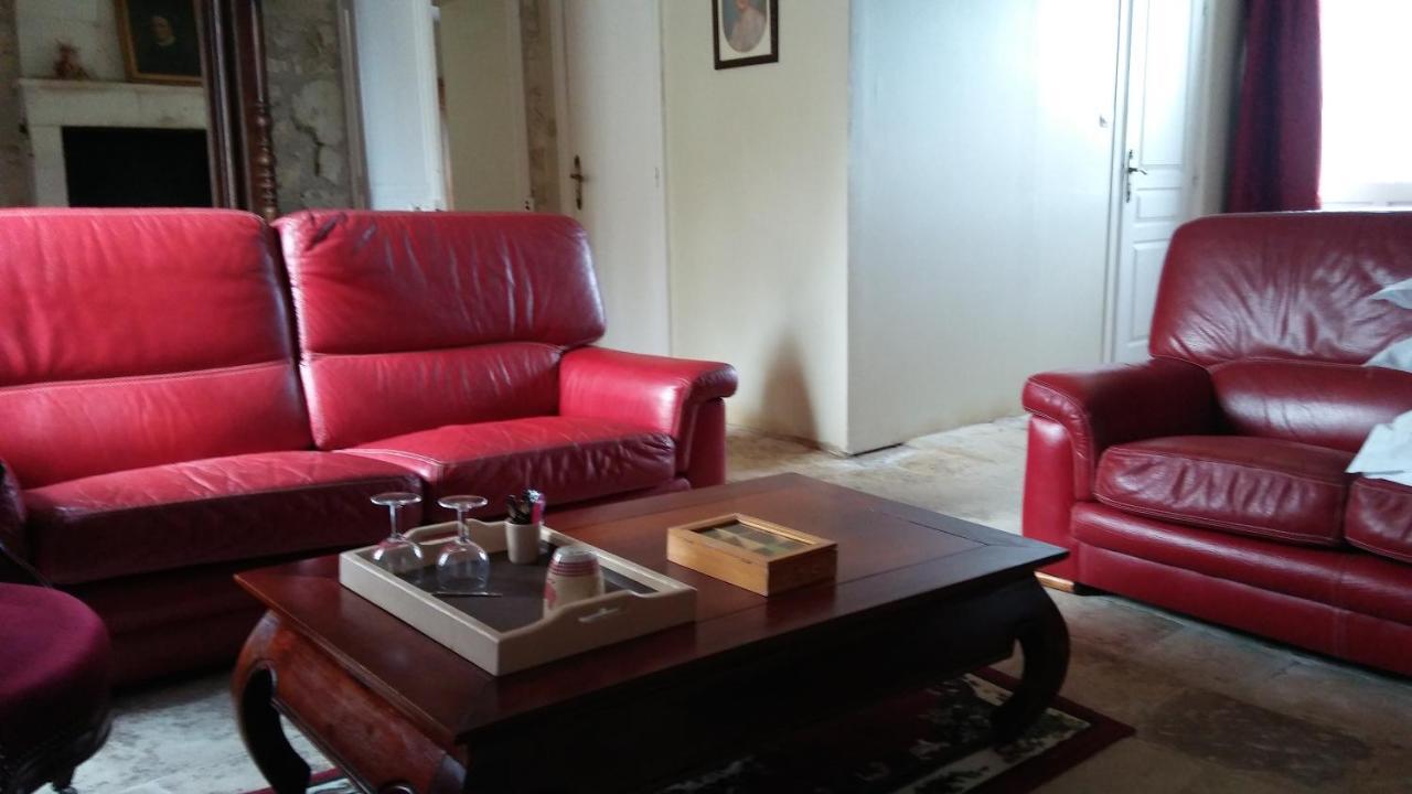 Manoir De Vilaines Varennes  Екстериор снимка